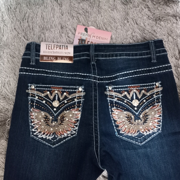 Telepatía Bling Bling Mid Rise Bootcut Jeans - Picture 2 of 5